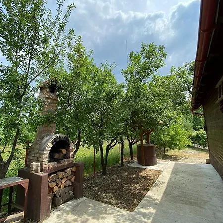 Ab's Rustic Holiday home